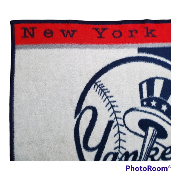 New York Yankees Tophat Baseball MLB Blanket Throw Made in USA Vintage Logo - Picture 2 of 8